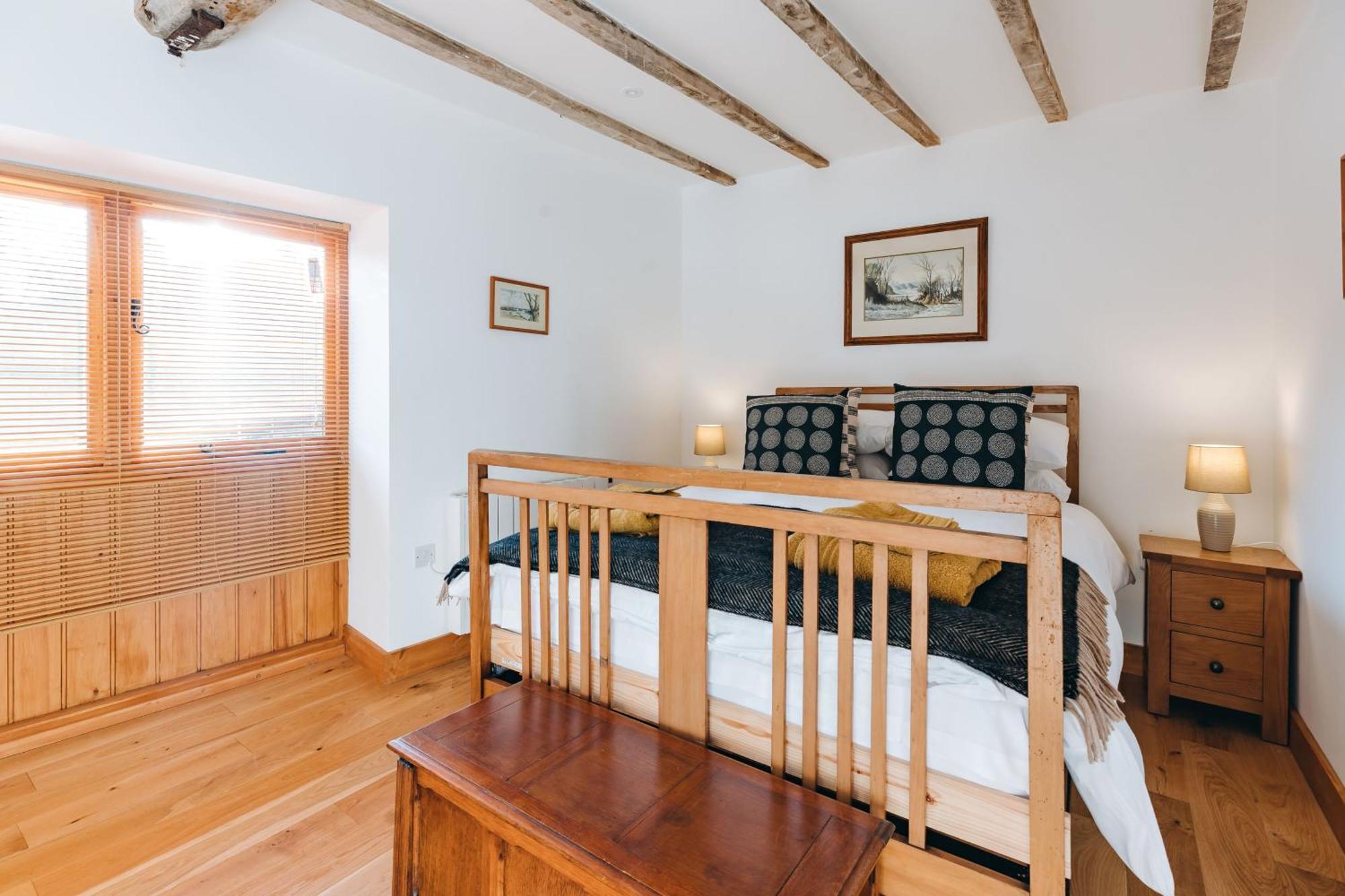 Ryton Grange Church Barn Sleeps 5 Holiday home